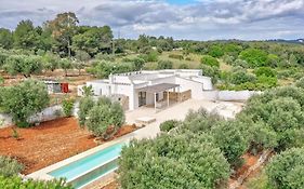 Villa La Selva By Raro Villas